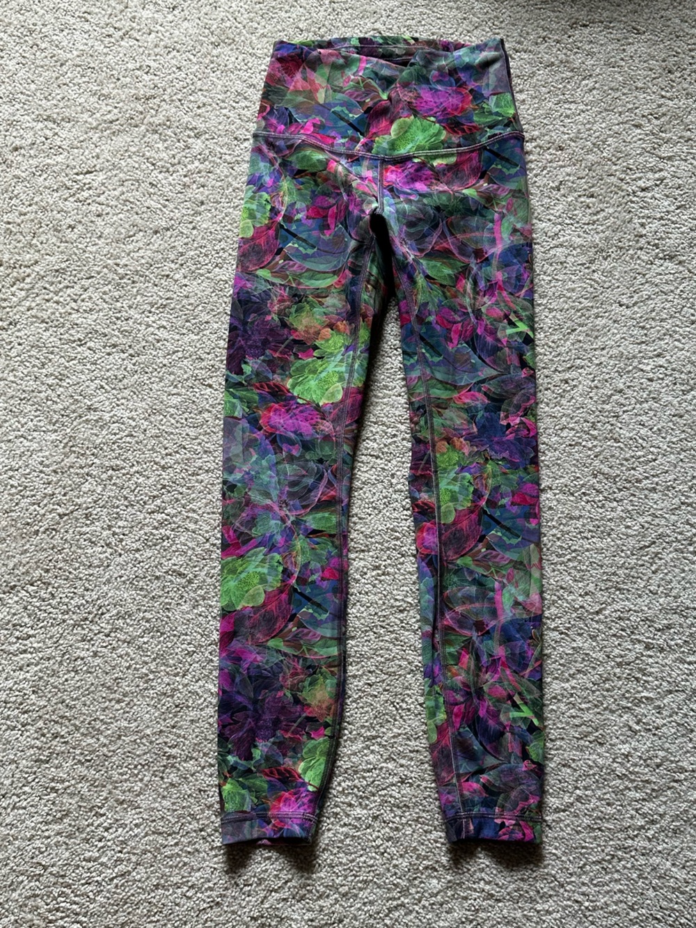 NWOT Lululemon leggings